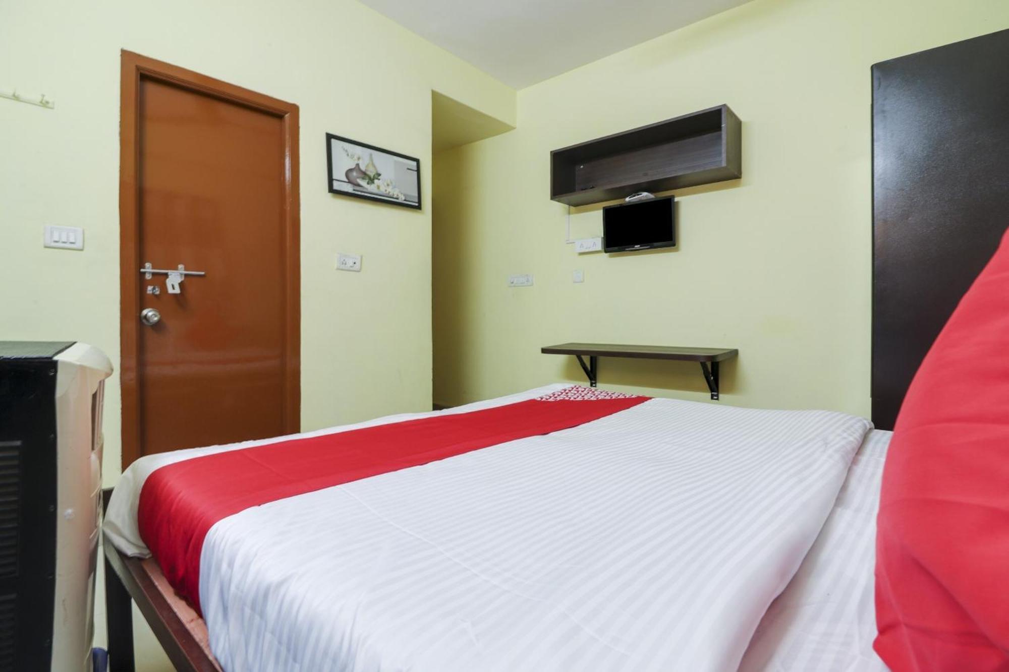 Hotel O Ruby Grand Inn Kondapur  Экстерьер фото