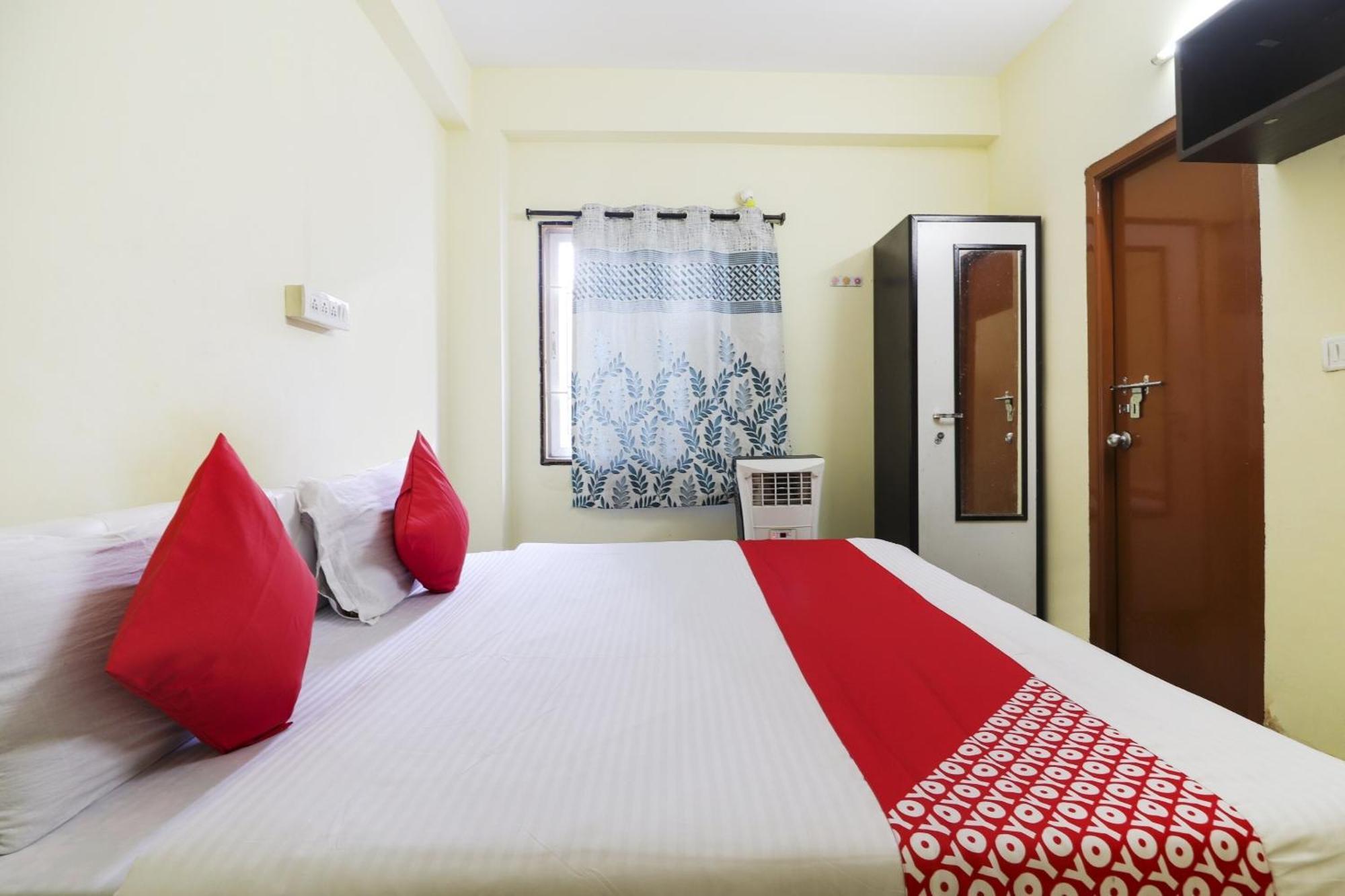 Hotel O Ruby Grand Inn Kondapur  Экстерьер фото